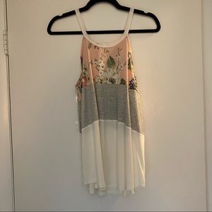 Color block tank top